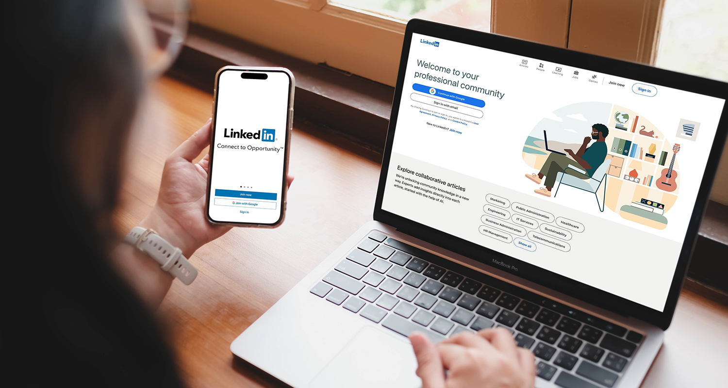 Understanding the Duo_ Your LinkedIn Profile vs. That Uploaded Resume_
